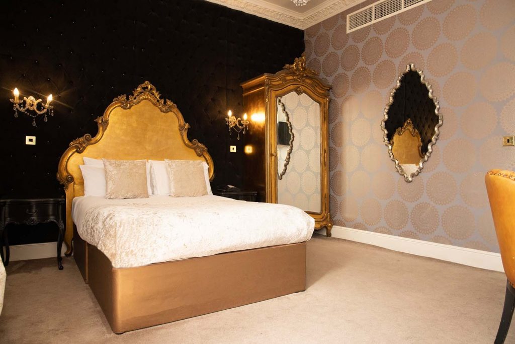 Room 34